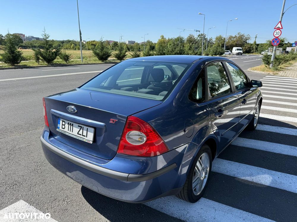 Ford Focus 2.0 TDCi Ghia - 7