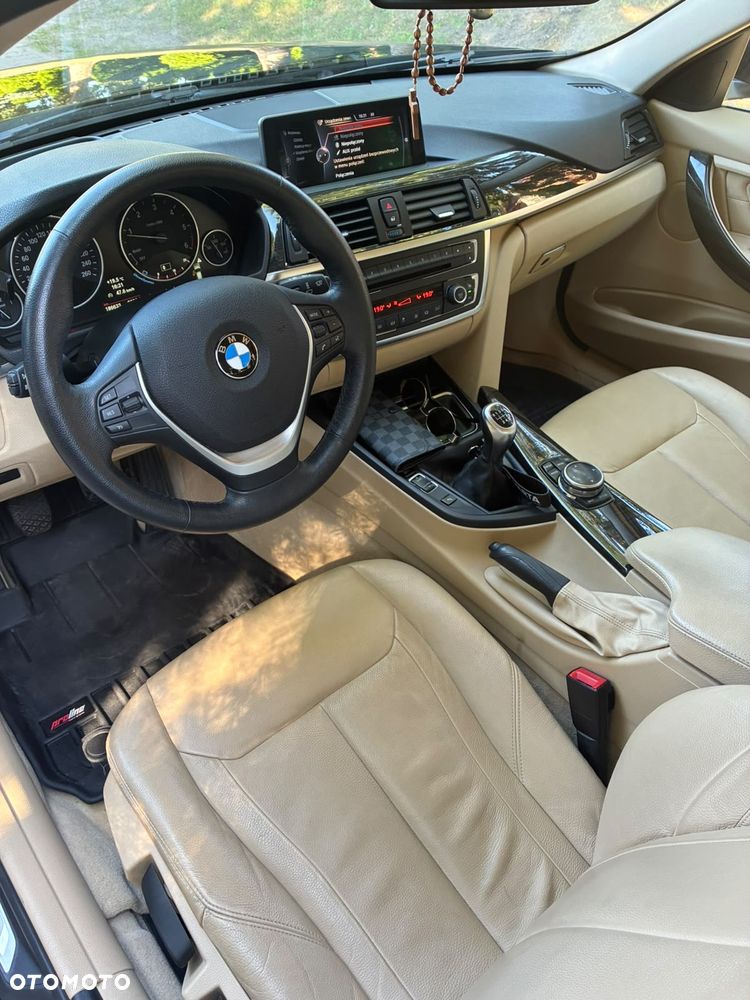 BMW Seria 3 320d xDrive - 5