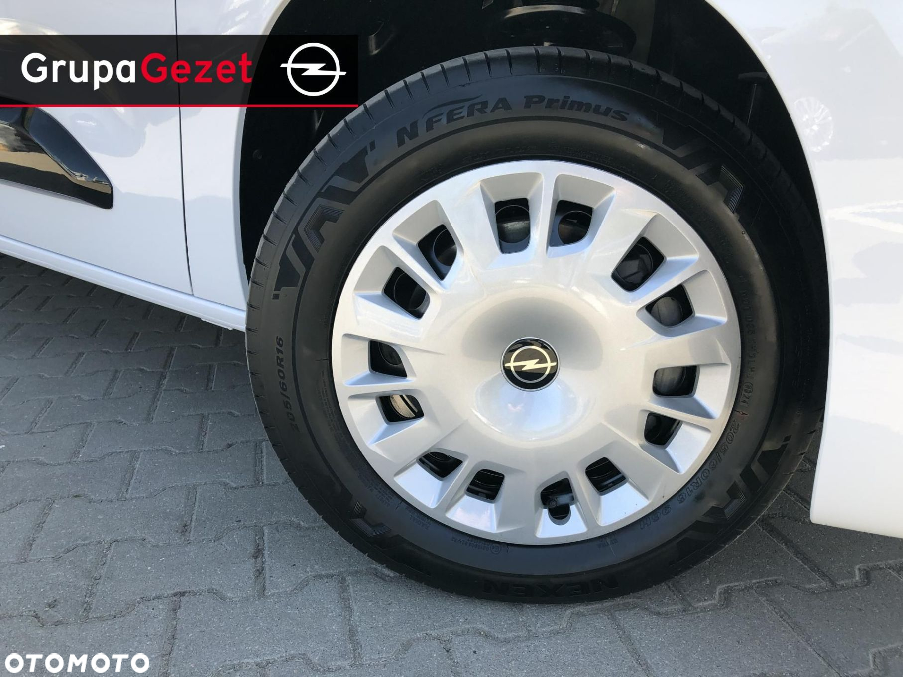 Opel Combo Cargo - 18