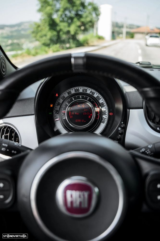 Fiat 500C 1.0 Hybrid Connect - 32