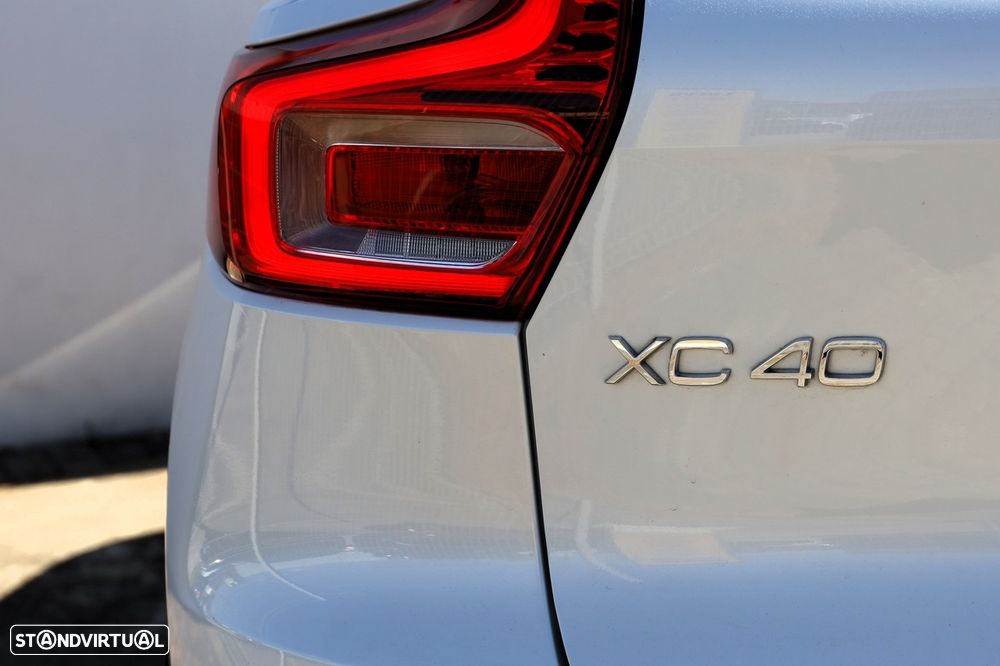 Volvo XC 40 Recharge Ultimate - 36