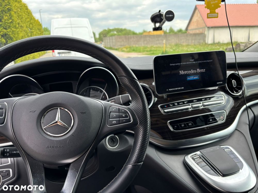 Mercedes-Benz Klasa V 250 d Avantgarde 9G-Tronic (d³ugi) - 4