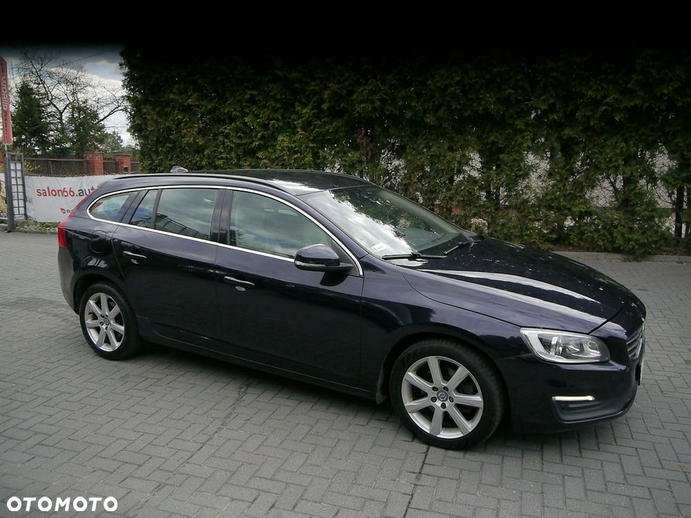 Volvo V60 D2 Drive-E Momentum - 14