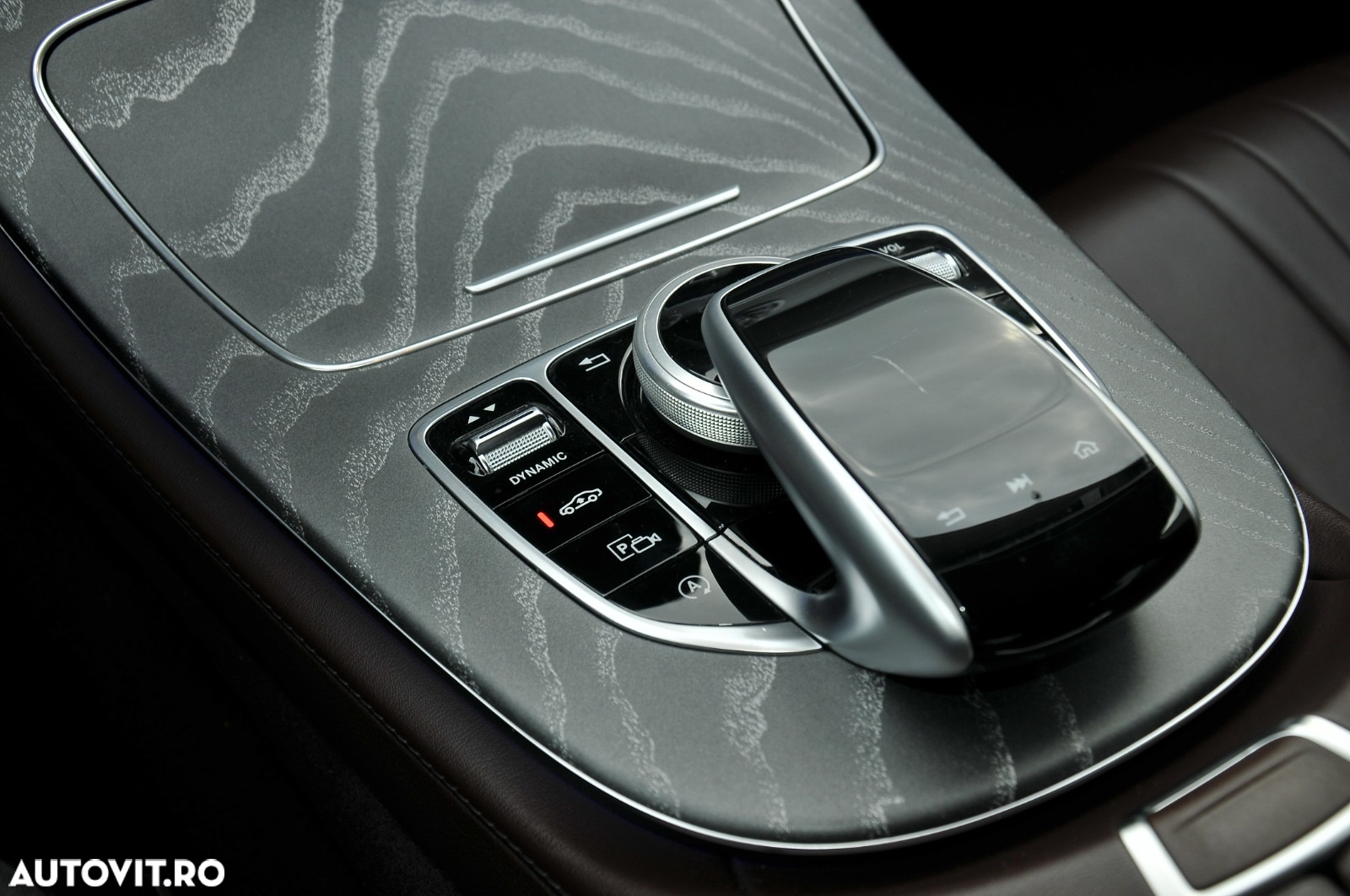 Mercedes-Benz CLS 400 d 4Matic 9G-TRONIC AMG Line - 19