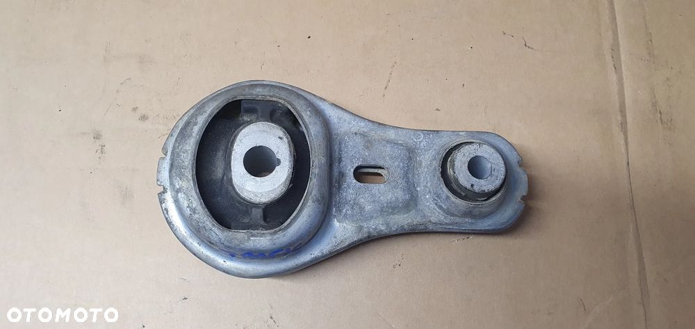 Łapa silnika poduszka Opel Vivaro B Trafic III 1.6 DCI 93866731 - 1