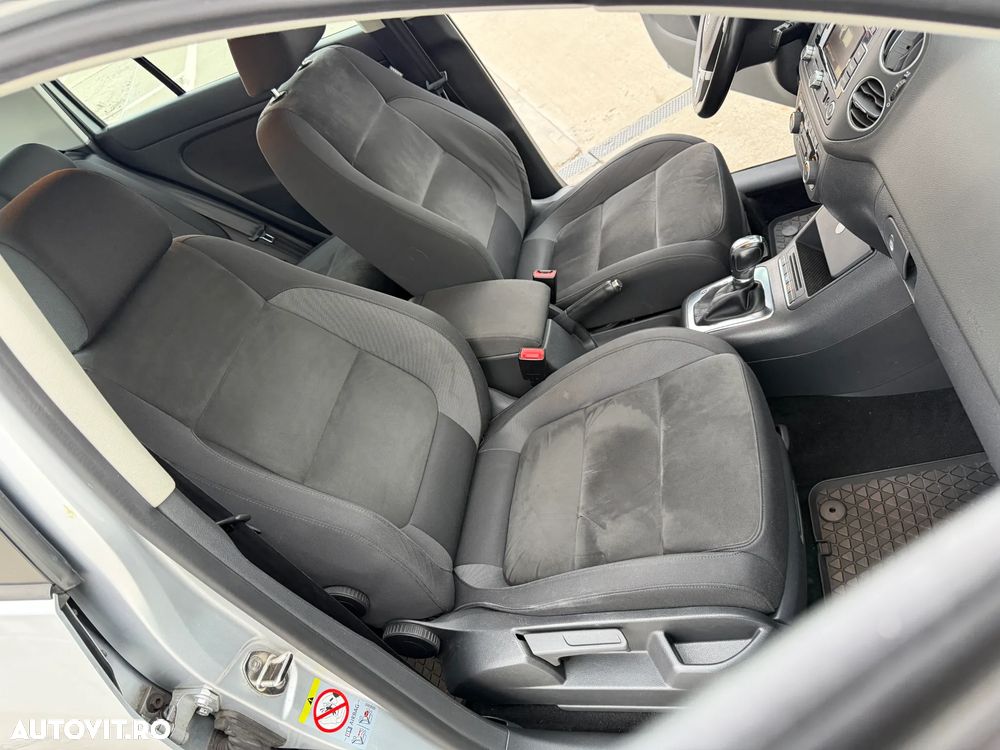 Volkswagen Golf Plus 2.0 TDI DPF DSG Highline - 9