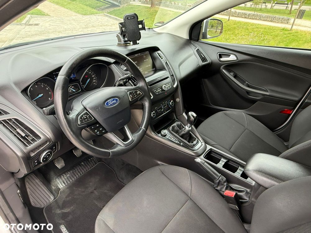 Ford Focus 1.0 EcoBoost Start-Stopp-System Business Edition - 16