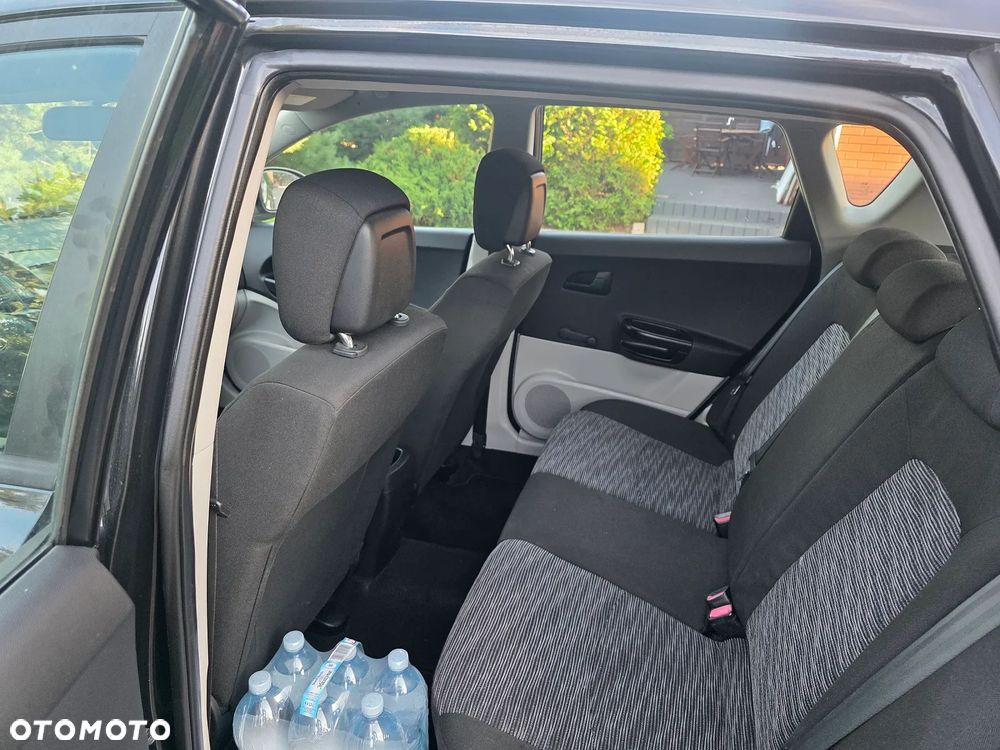 Kia Ceed 1.4 Comfort + - 17