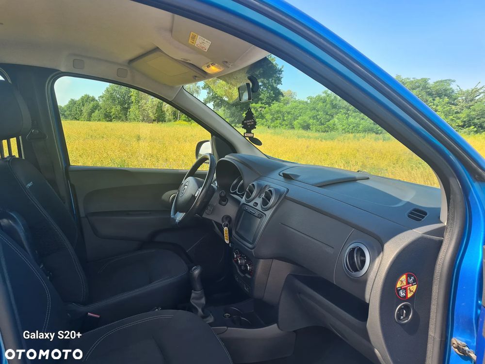 Dacia Lodgy dCi 90 Essential - 10