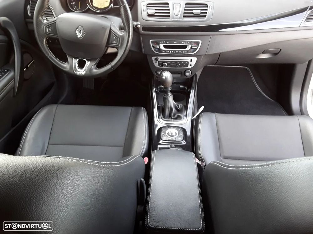 Renault Mégane Coupe Energy dCi 130 FAP Start & Stop Bose Edition - 22