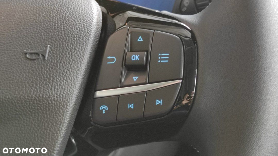 Ford Kuga - 19