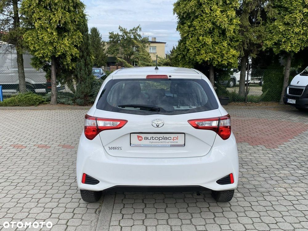 Toyota Yaris - 7