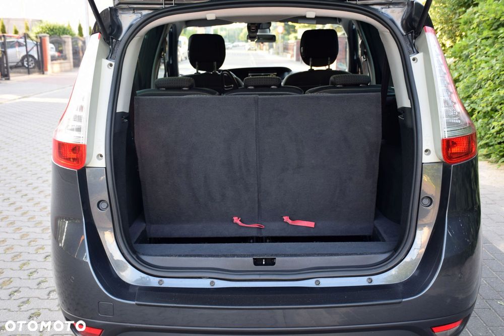 Renault Grand Scenic Gr 1.6 16V Luxe Privilege - 15