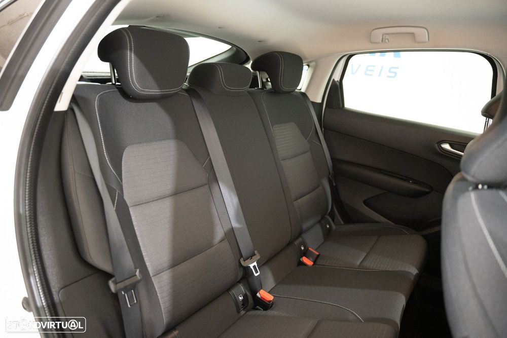 Renault Arkana 1.6 E-Tech Business - 30