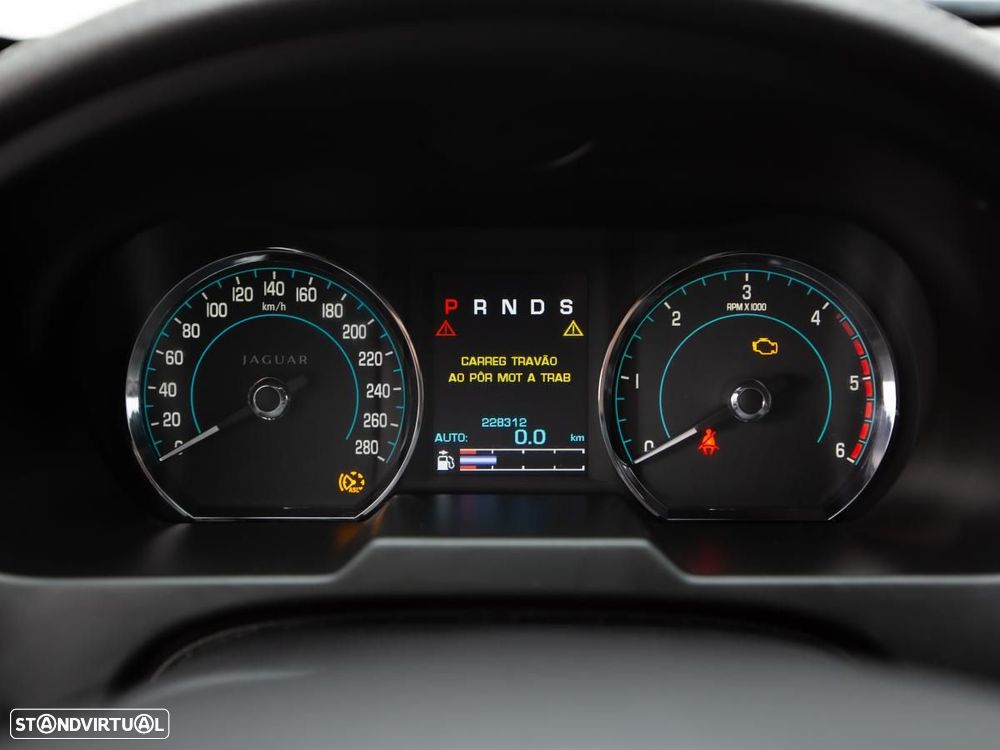 Jaguar XF - 21