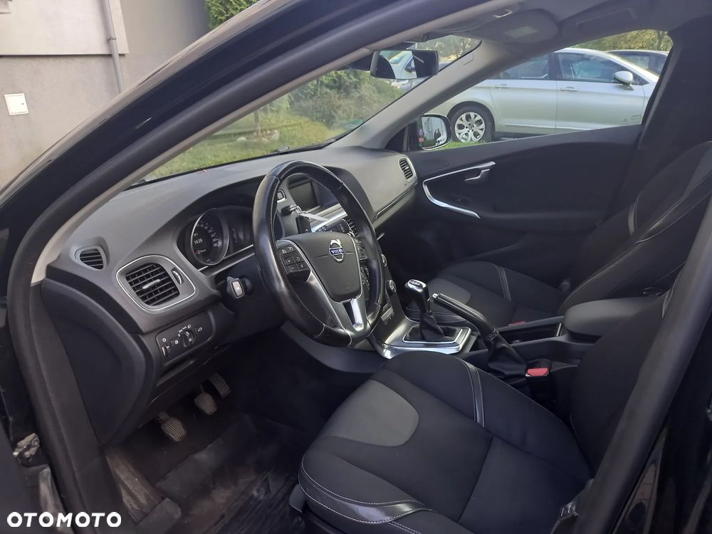 Volvo V40 - 13