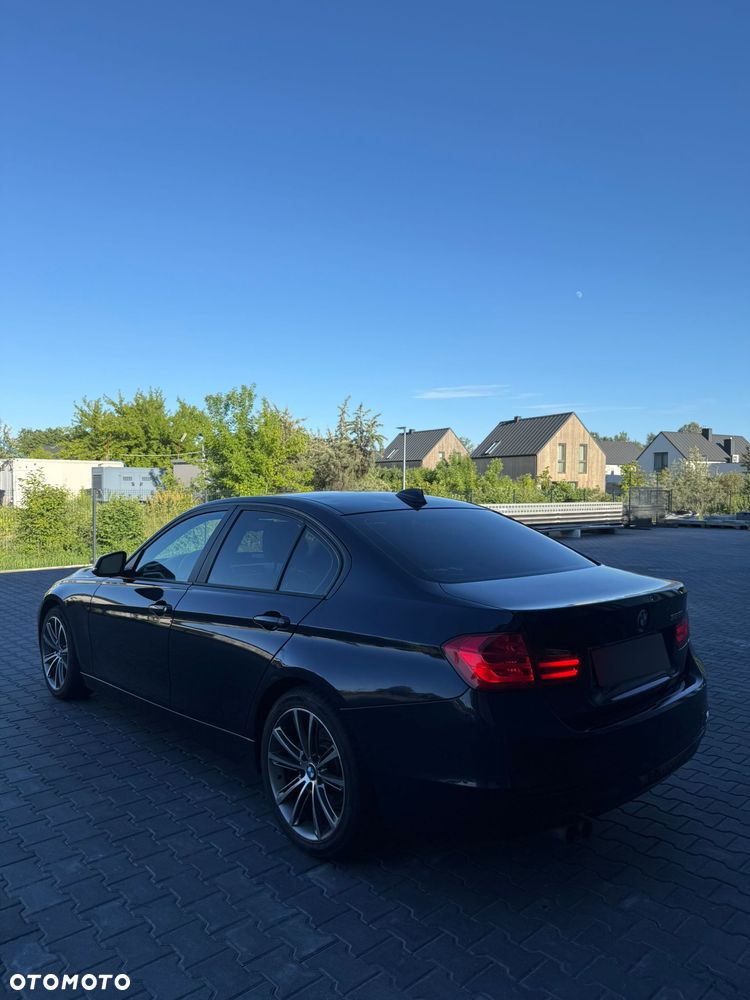 BMW Seria 3 - 8