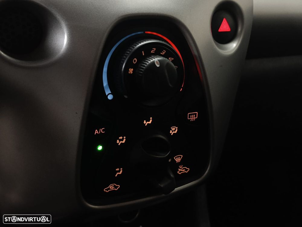 Citroën C1 1.0 VTi Shine - 15