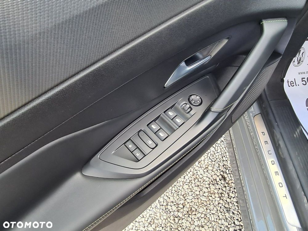 Peugeot 308 1.2 PureTech GT S&S EAT8 - 31