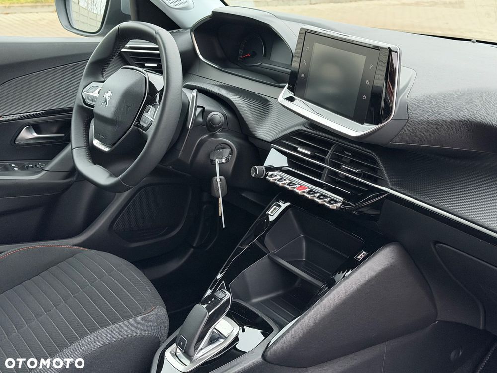 Peugeot 2008 PureTech 130 EAT8 Active Pack - 31