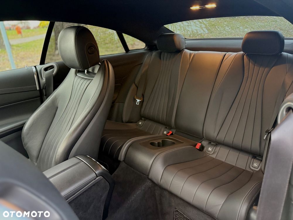 Mercedes-Benz Klasa E 200 9G-TRONIC - 21