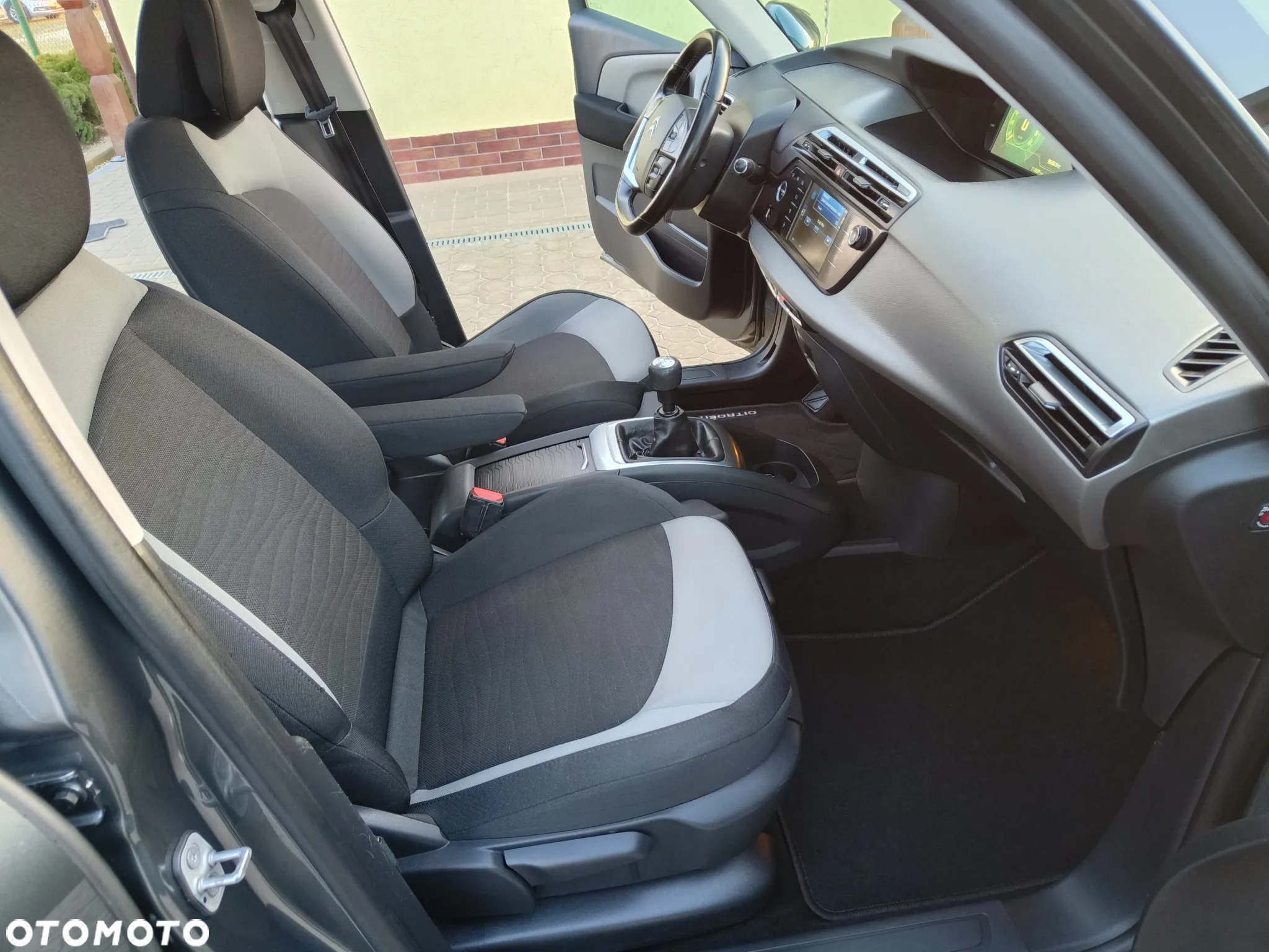 Citroën C4 Grand Picasso - 18
