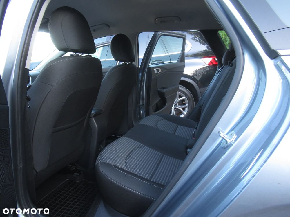 Kia Ceed 1.5 T-GDI M - 7