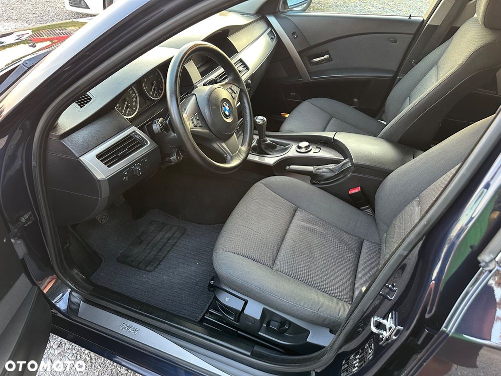 BMW Seria 5 525i - 21