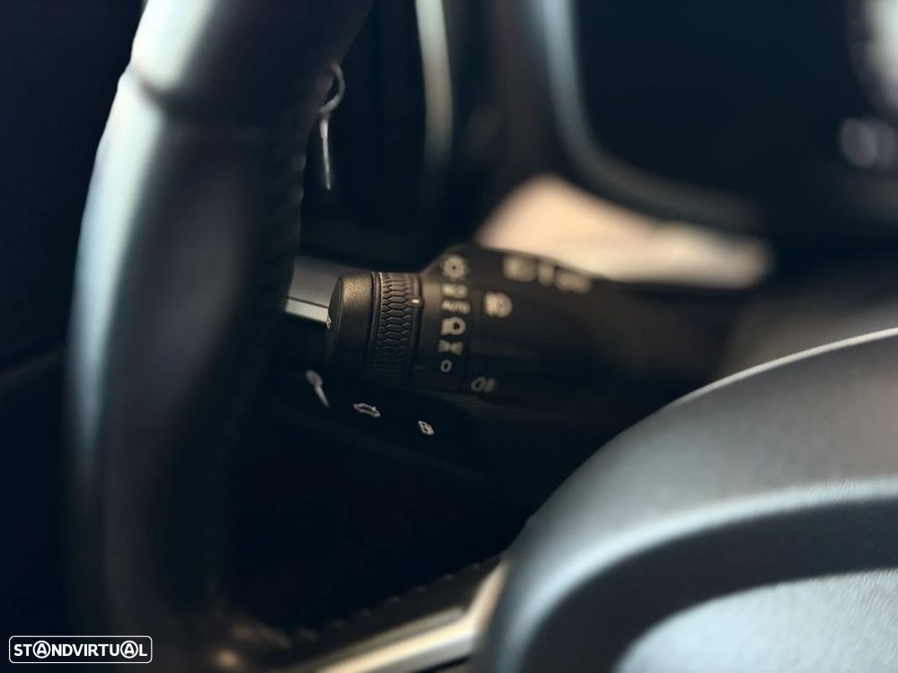 Volvo V60 2.0 T6 AWD TE R-Design - 23