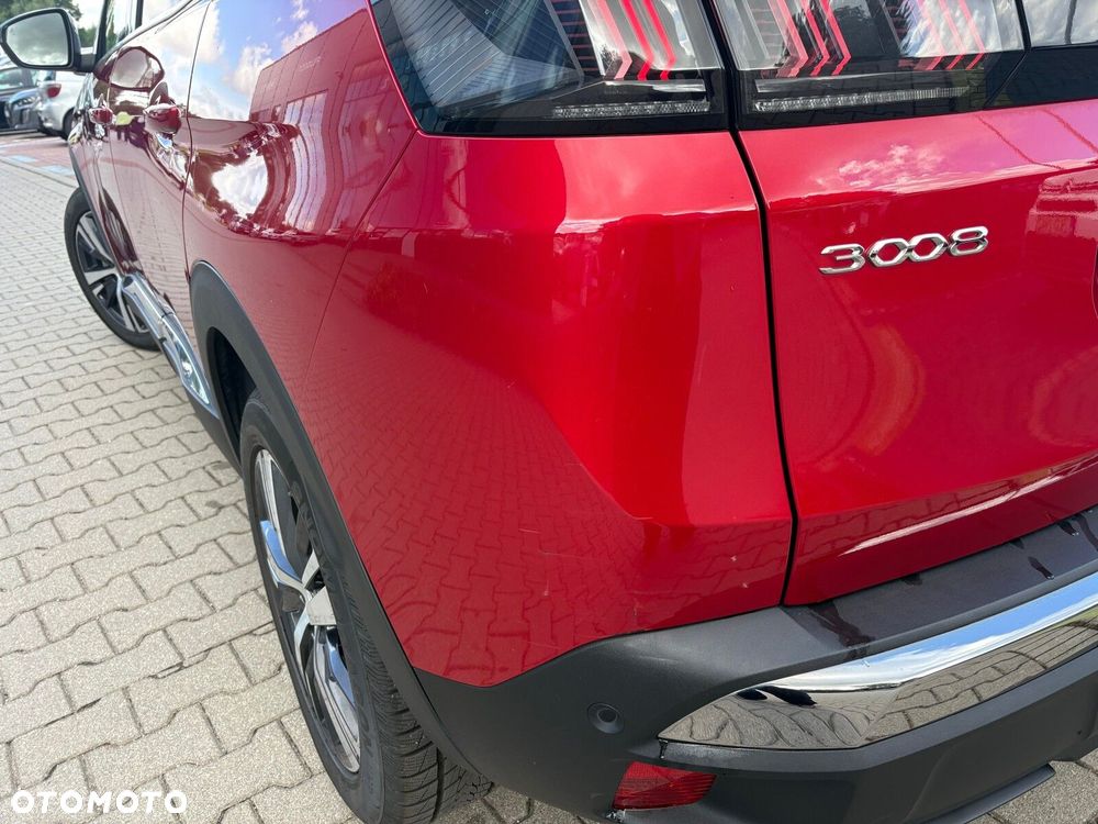 Peugeot 3008 1.2 PureTech mHEV Allure Pack S&S e-DCS6 - 8