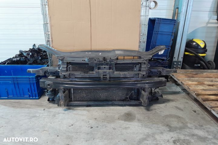 Trager / Calandru 1K0010328J Volkswagen VW Golf 5 [2003 - 2009] Hatch - 1