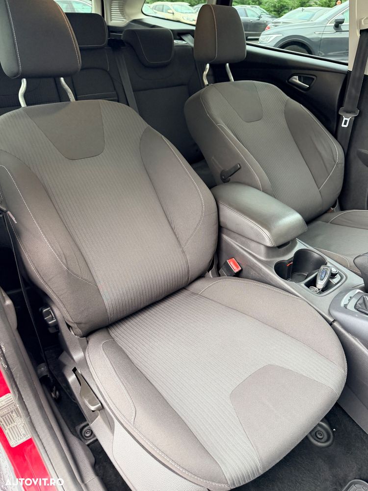 Ford Focus Turnier 1.6 TDCi DPF Start-Stopp-System Champions Edition - 21