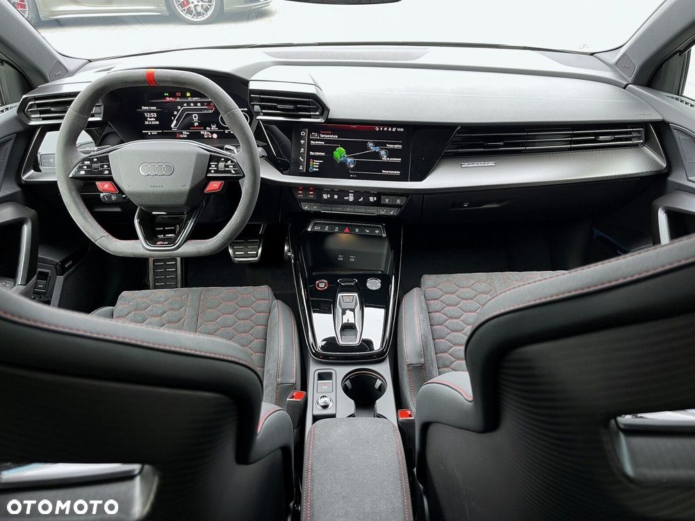 Audi RS3 Limousine - 19