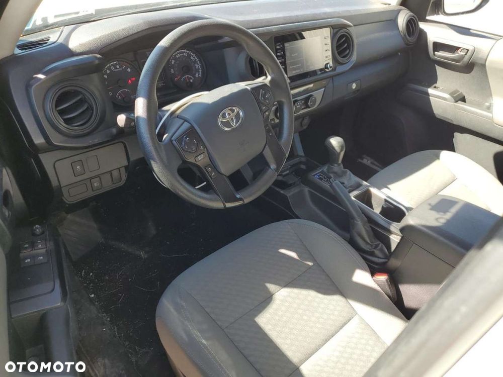 Toyota Tacoma - 8