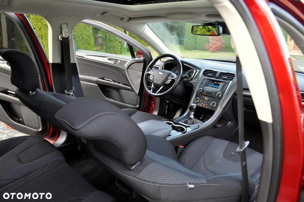 Ford Mondeo - 23