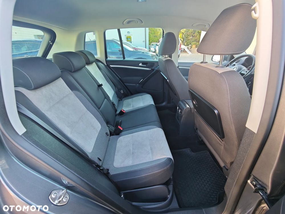 Volkswagen Tiguan - 17