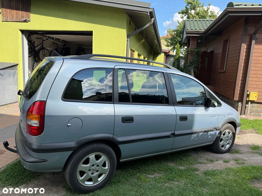 Opel Zafira 2002 photo 4