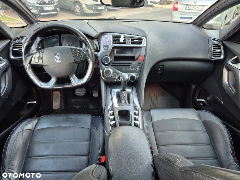 Citroën DS5 HDi 165 SportChic - 9