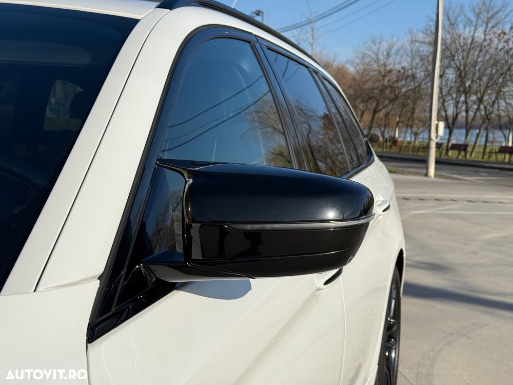 BMW Seria 5 530d xDrive AT - 10