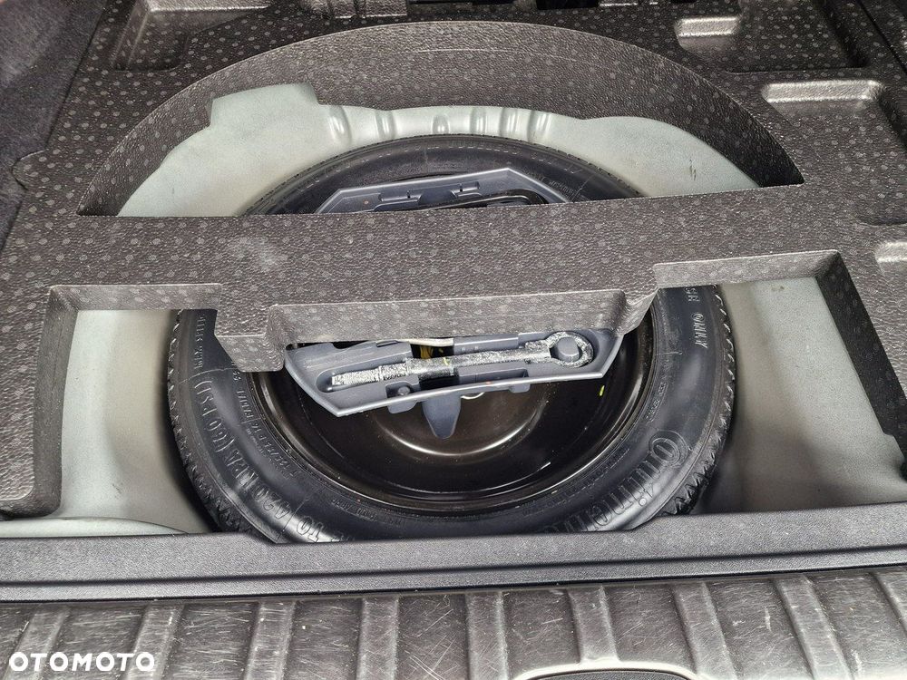 Peugeot 2008 1.6 VTi Allure - 24