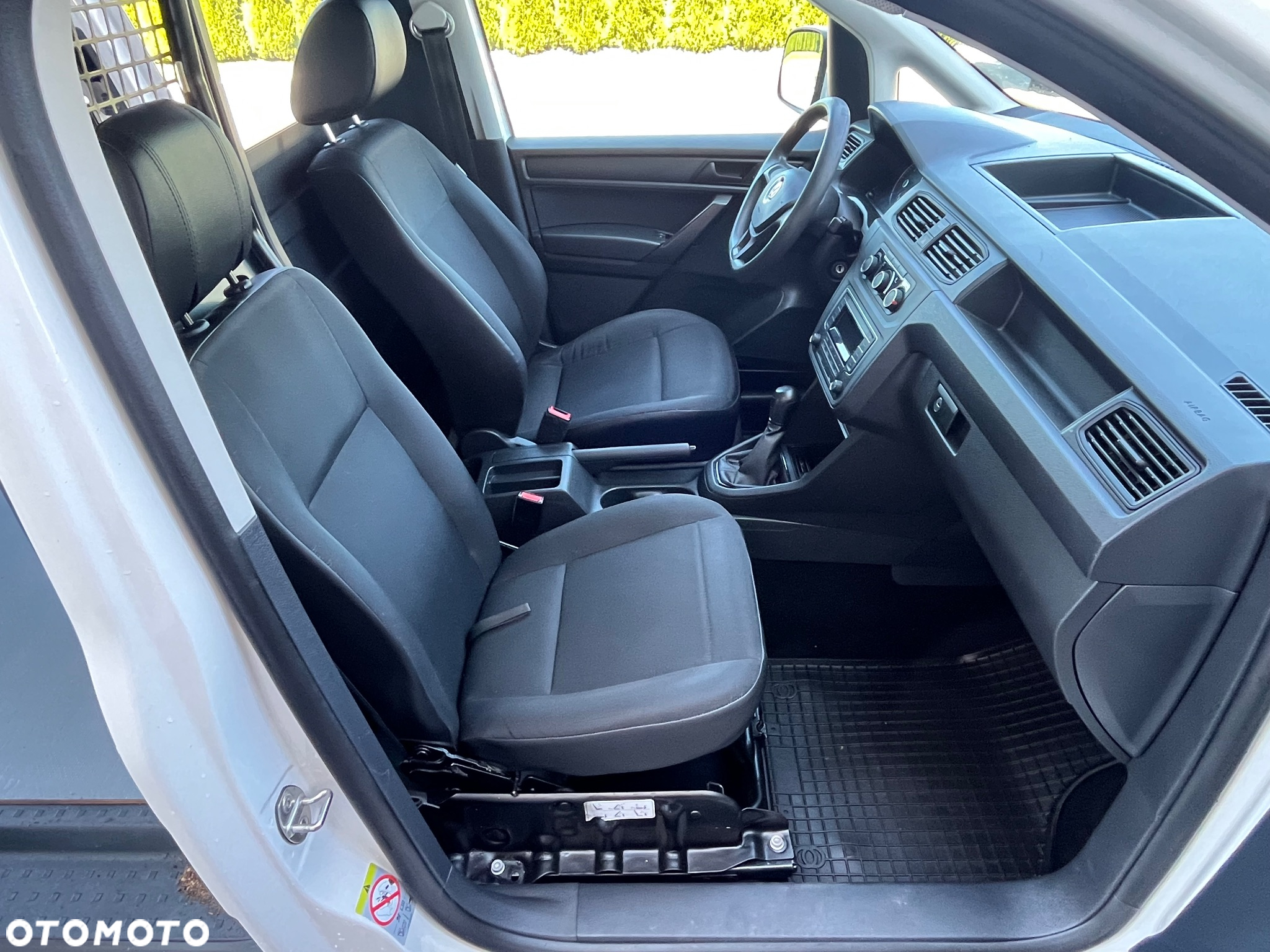 Volkswagen Caddy - 16