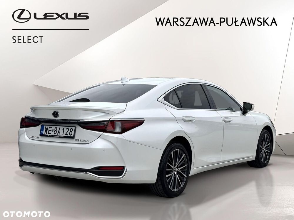 Lexus ES 300h Business Edition - 5