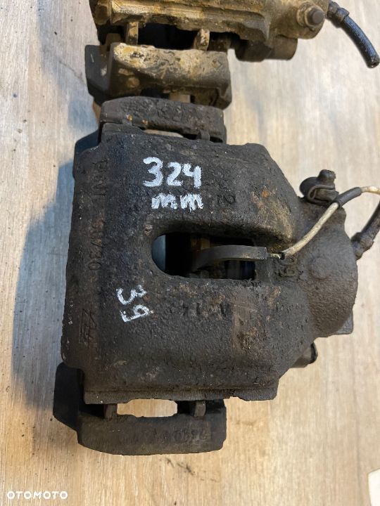 Zaciski hamulcowe przednie duże tarcze komplet Bmw e39 60/30 324mm 530d 540i - 2