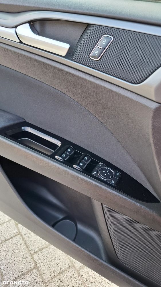 Ford Mondeo 1.5 EcoBoost Titanium - 23