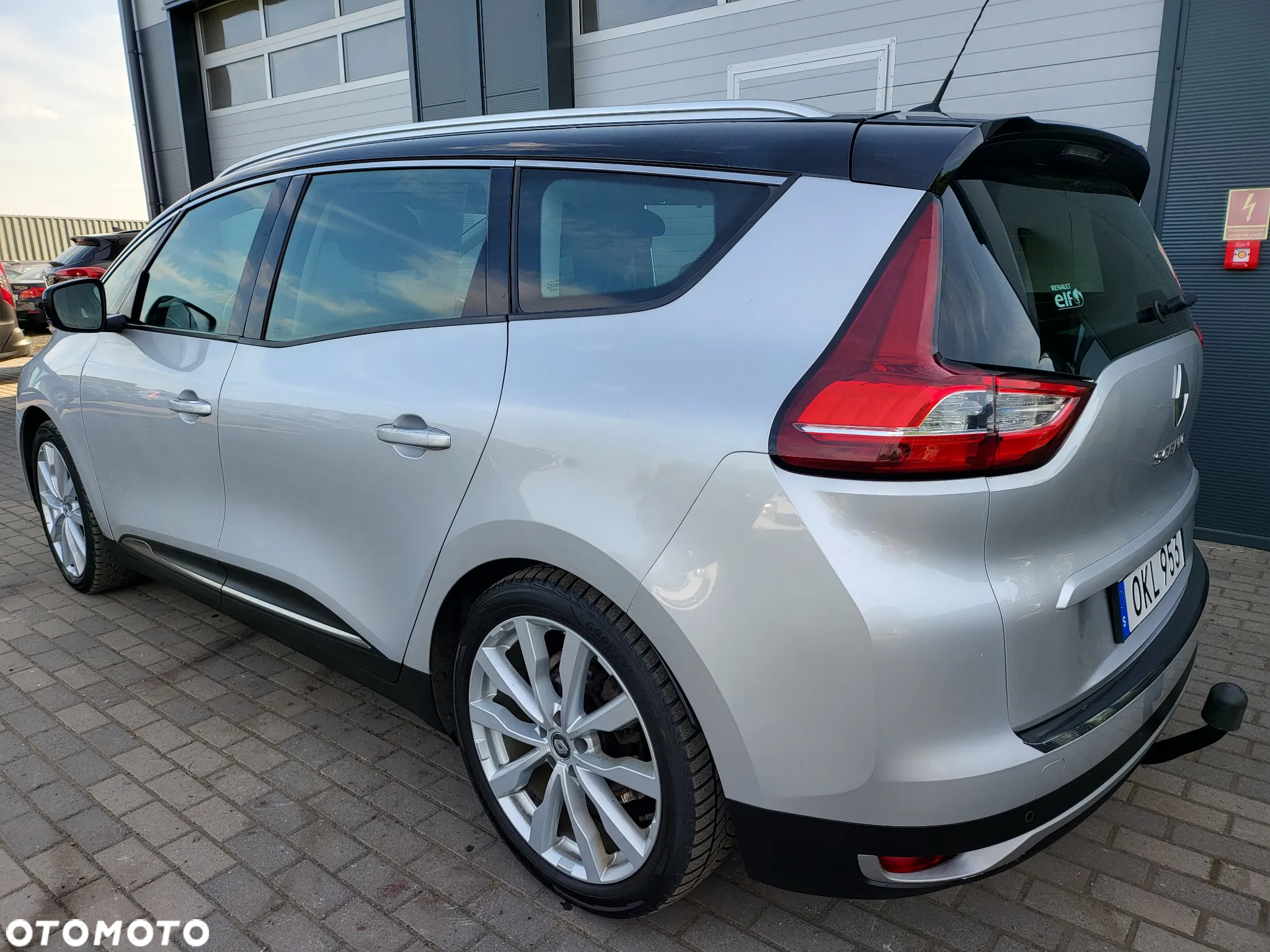 Renault Grand Scenic dCi 110 EDC LIMITED - 31