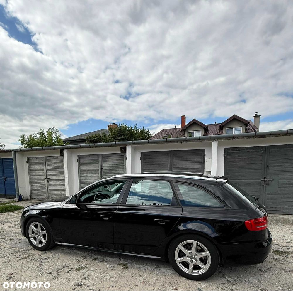 Audi A4 Avant - 2