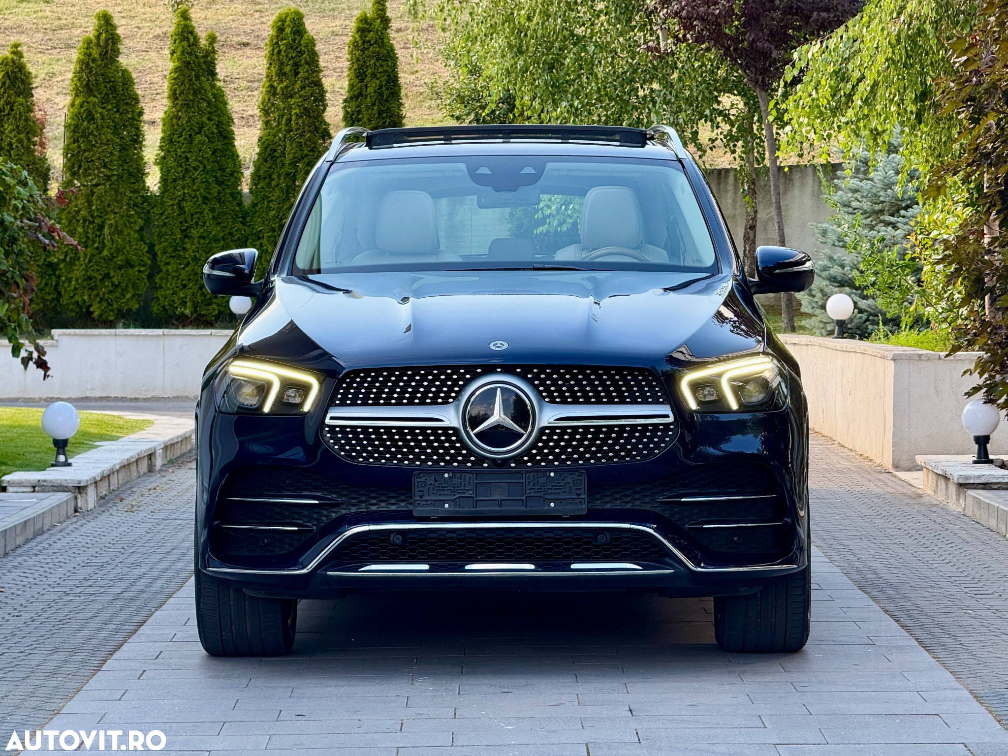 Mercedes-Benz GLE 300 d 4Matic 9G-TRONIC AMG Line - 2