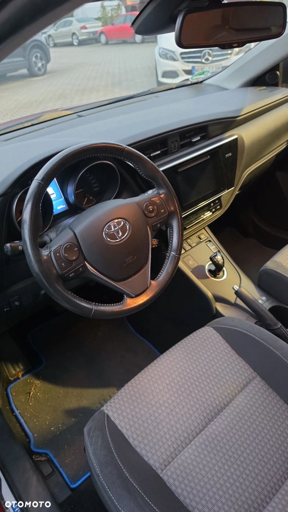 Toyota Auris 1.8 HSD Luna - 9