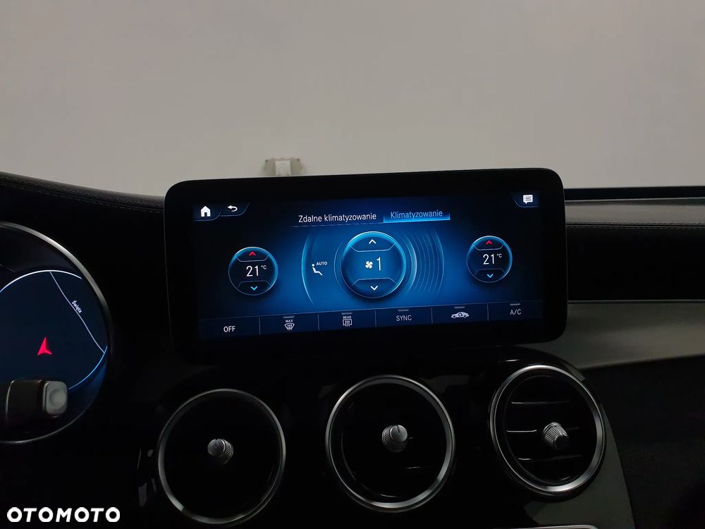 Mercedes-Benz GLC - 18