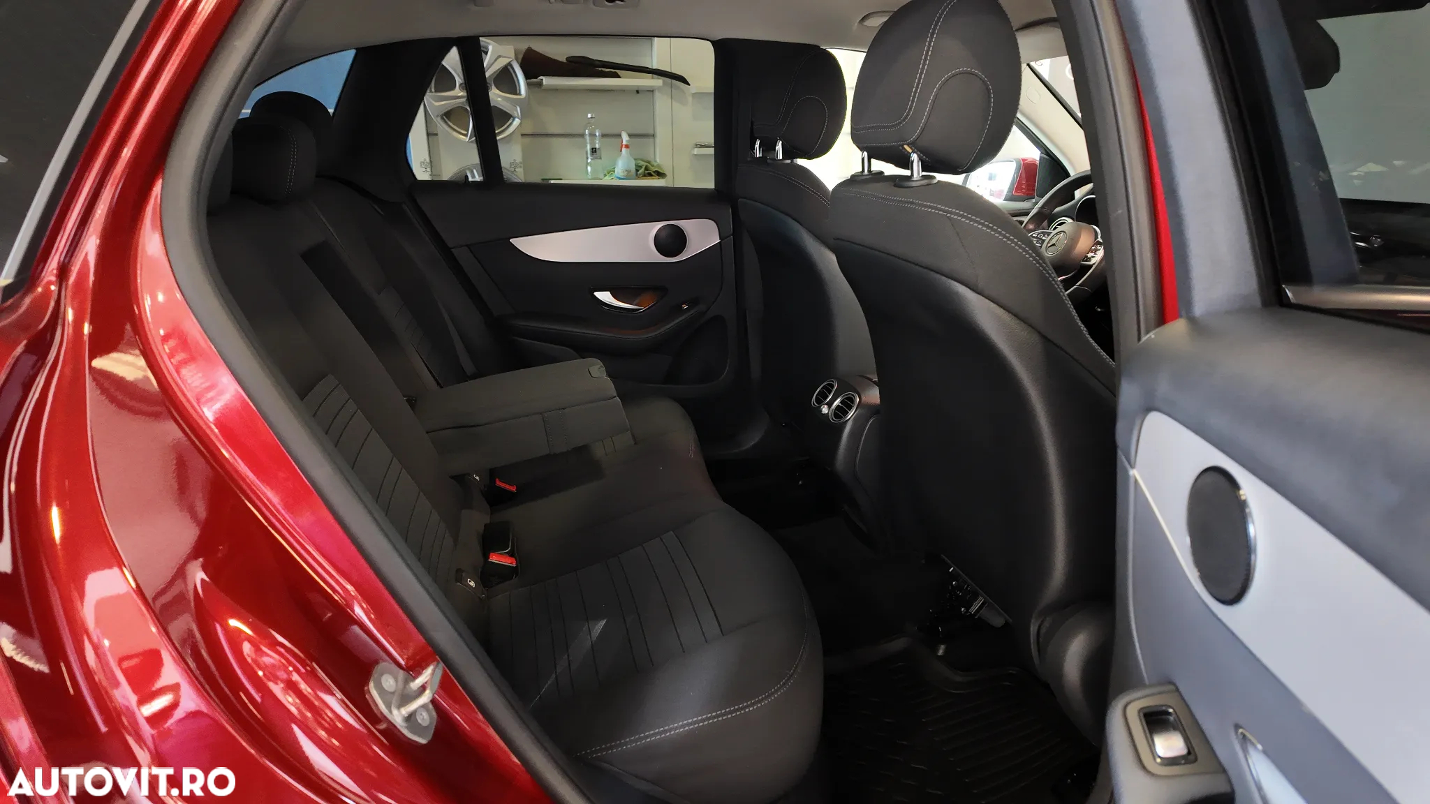 Mercedes-Benz GLC 200 d 4Matic 9G-TRONIC - 35